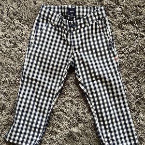Gap kids navy and white checkered pants. Size 6.
